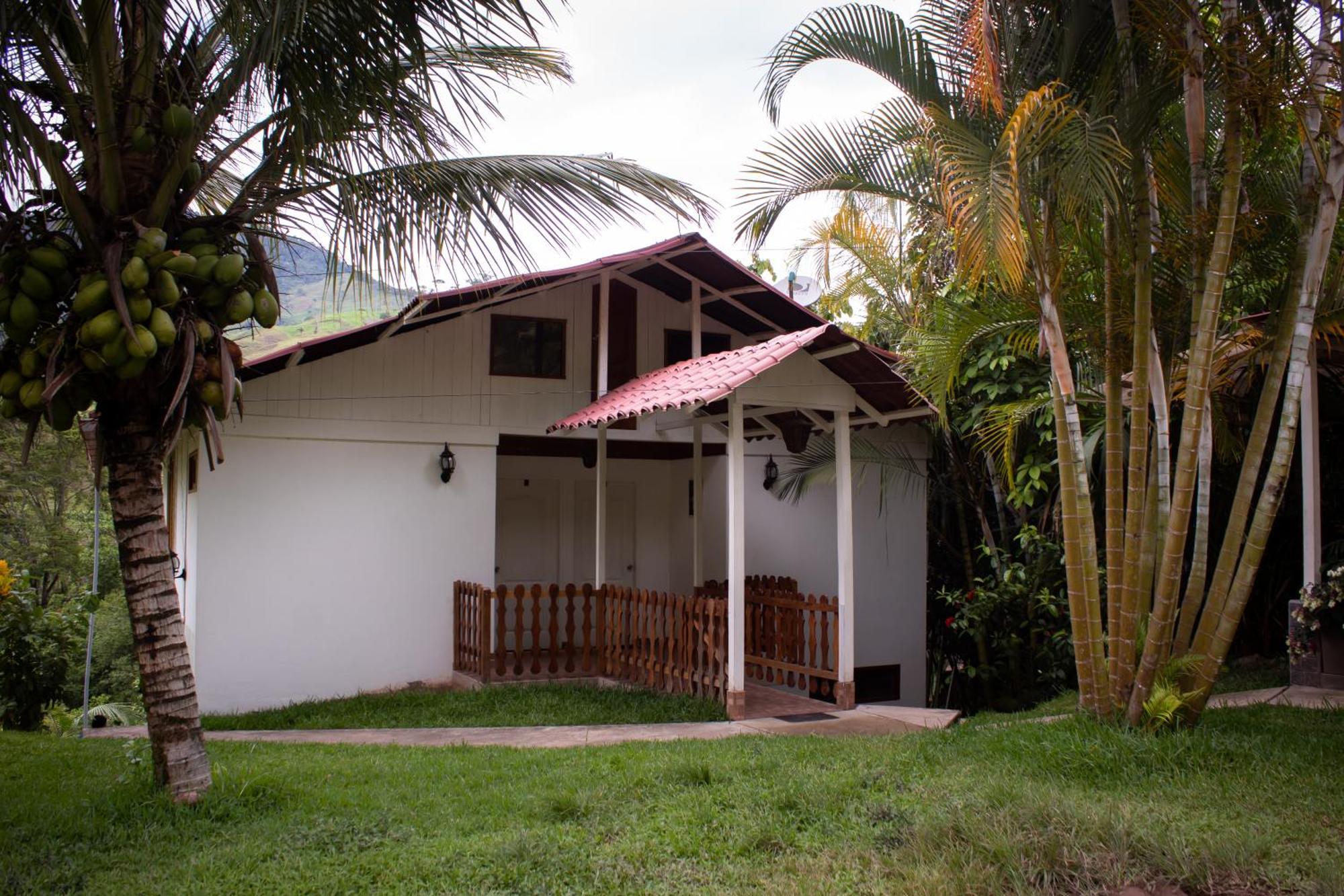 Albergue Turistico Gstir Pozuzo 객실 사진